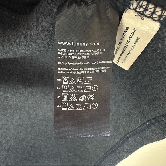 Tommy  Hilfiger performance warm/fleece Jacket - Picture 12 of 14